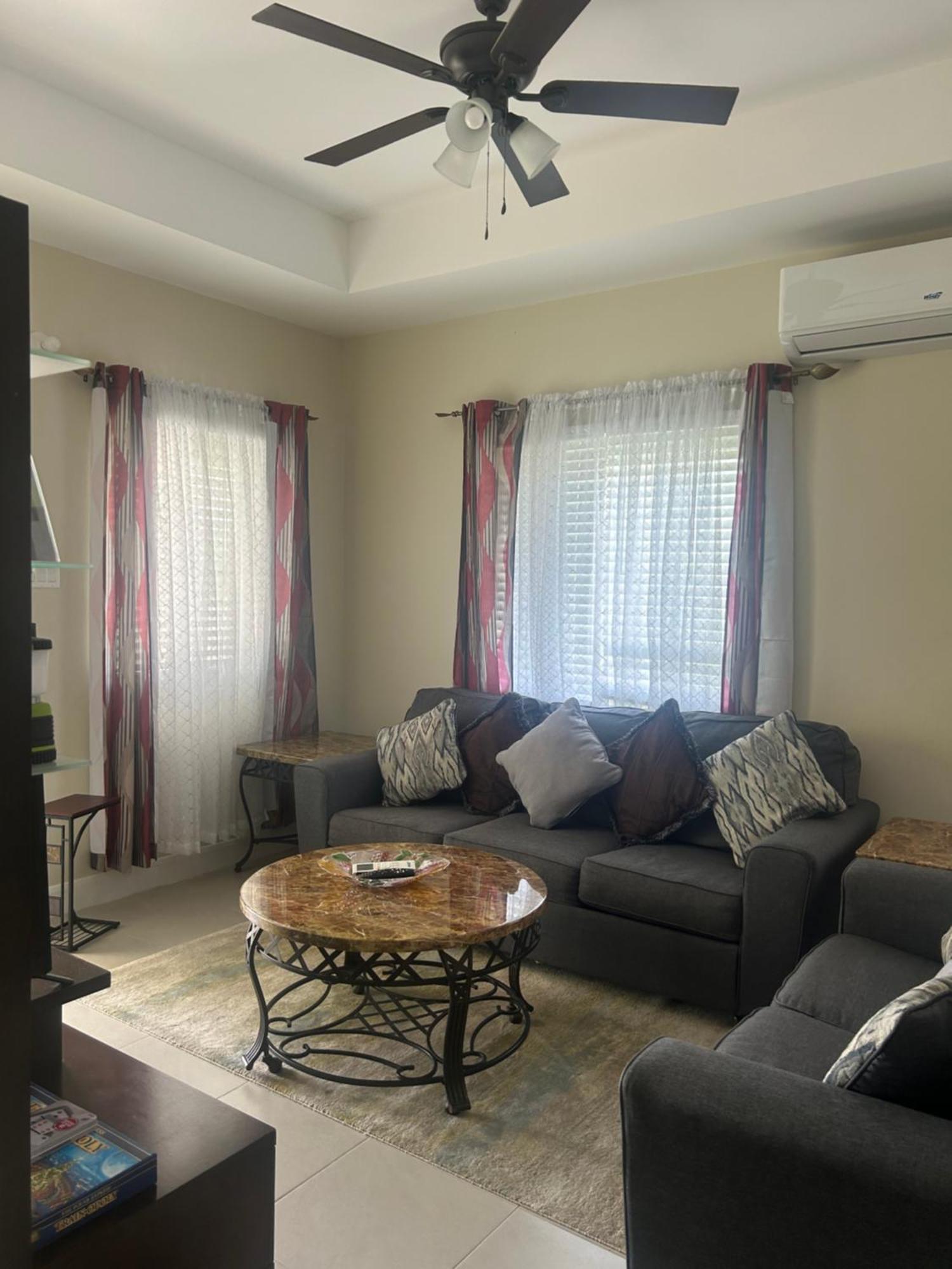 Seamist Villa @Oceanpointe Lucea Comfy 2Br W/Pool Gym & Parking ภายนอก รูปภาพ
