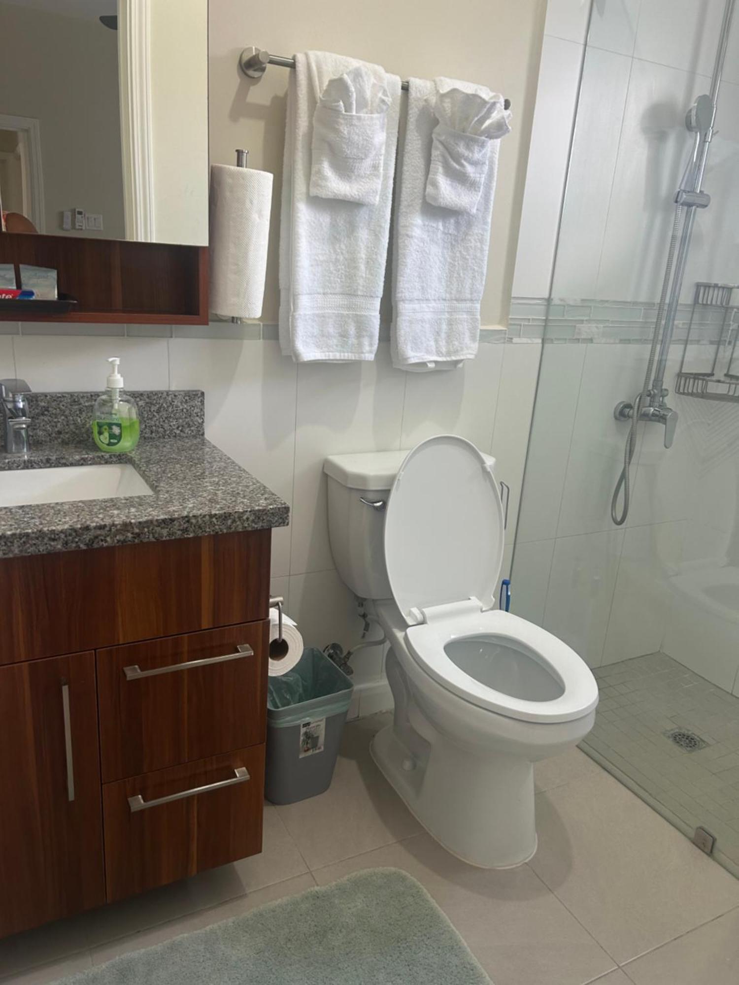 Seamist Villa @Oceanpointe Lucea Comfy 2Br W/Pool Gym & Parking ภายนอก รูปภาพ
